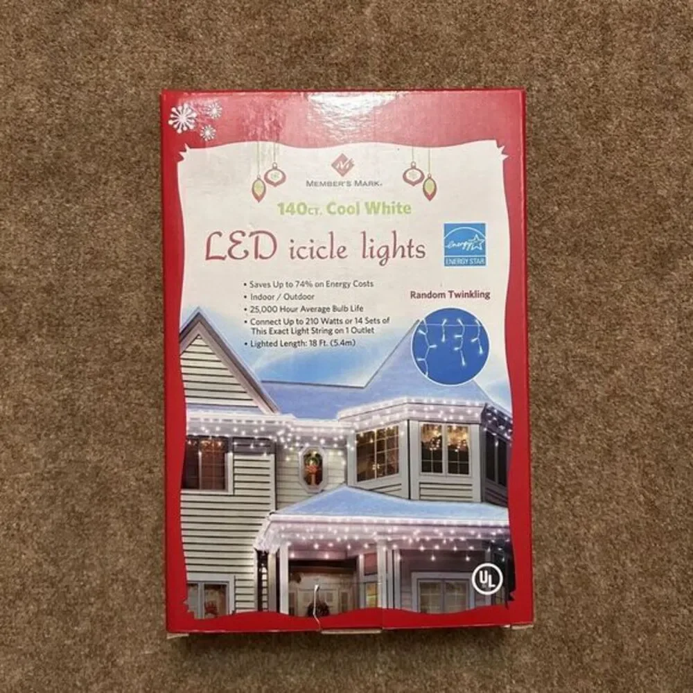 Member's Mark LED Icicle Lights, Cool White (140 Count) 18ft Random‎ Twinkling